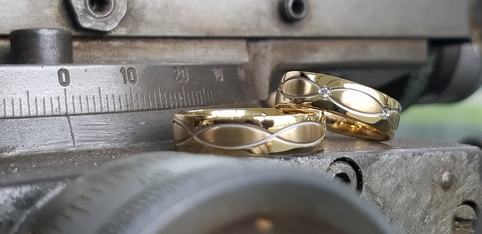 Gouden ringen met briljant