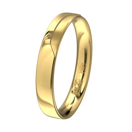 Een geelgouden ring, waarvan de verlaging in de ring zorgt van een speels effect.