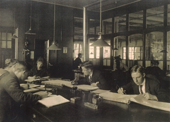 Aller Spanninga Kantoor In Vroegere Tijden