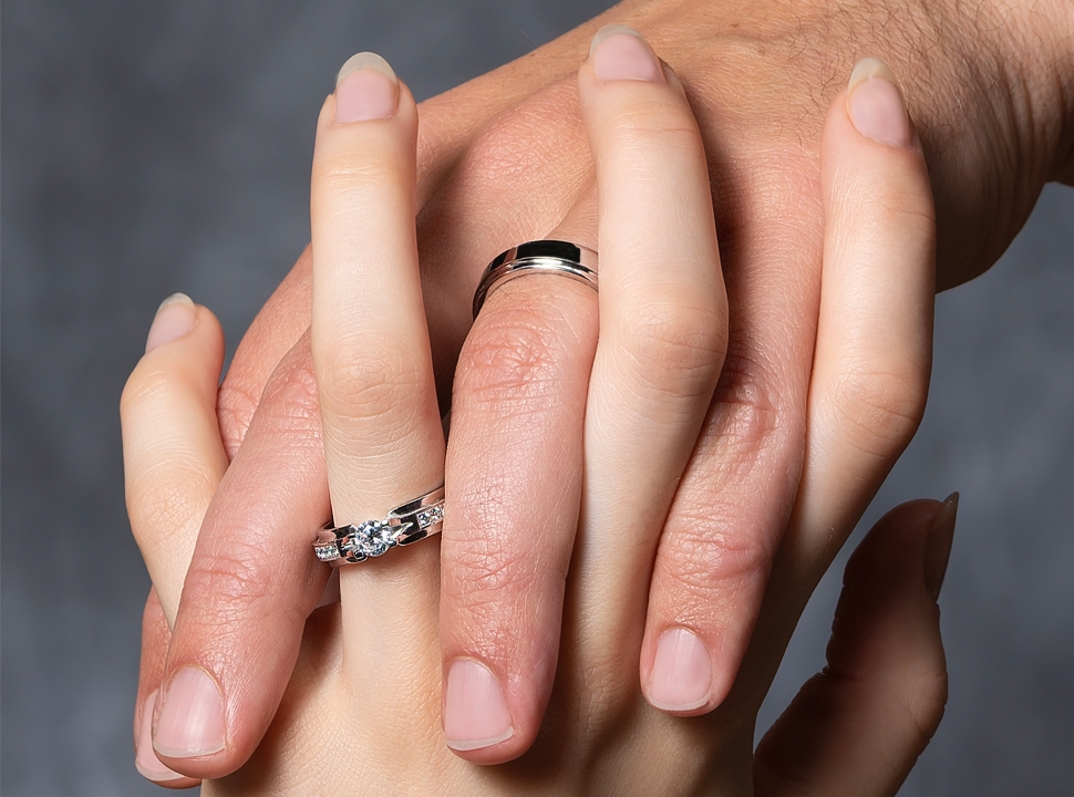 Witte Ringen Met Briljant