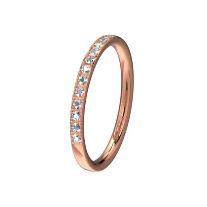 Een elegante rosegouden aanschuifring voor éénderde deel volgezet met briljanten. Een perfecte combinatie met bijvoorbeeld een Memoirering.