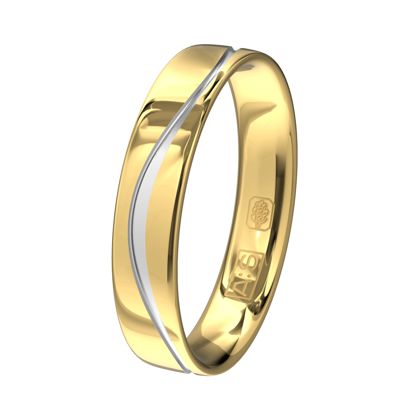 Deze geelgouden ring is voorzien van een prachtige verlaagde bewerking welke onze goudsmeden voorzien hebben van een dun laagje gerhodineerd witgoud.