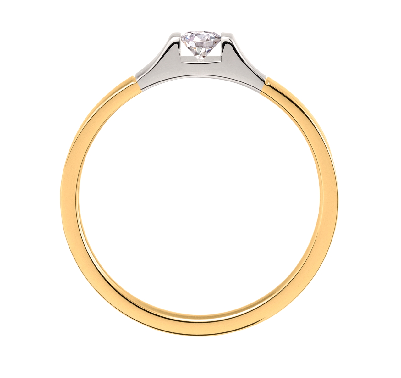 Strak vormgegeven geelgouden solitairring waarbij de zetting uitgevoerd is in witgoud. De briljant van 0,10 ct. maakt de ring helemaal af!