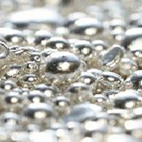 Witgoud bekent kleur