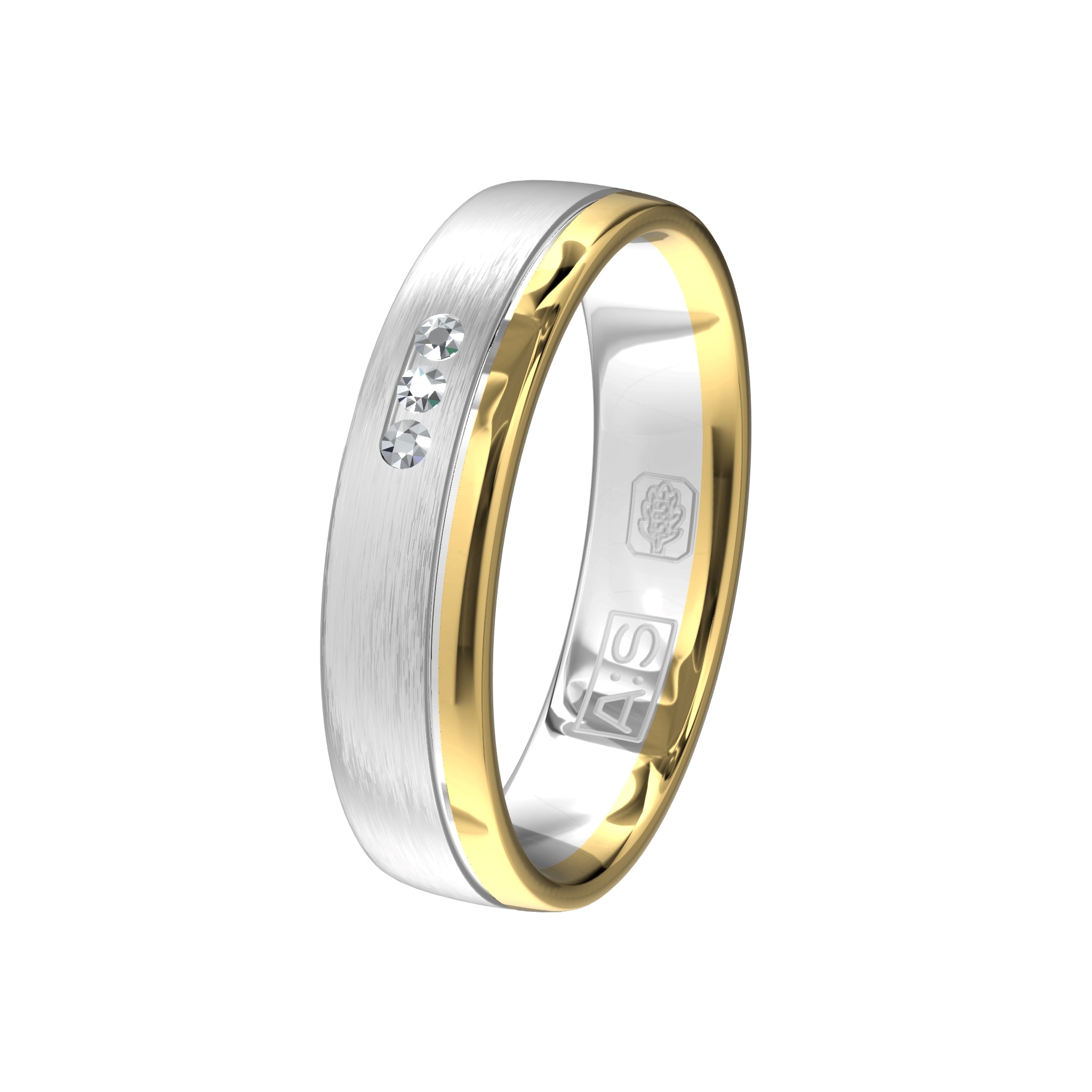 Een schitterende ring van glanzend geelgoud en mat witgoud waarin drie briljanten op elegante wijze zijn gezet!