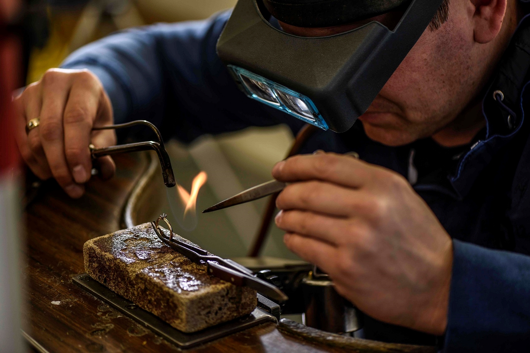 Ambacht diamantzetter