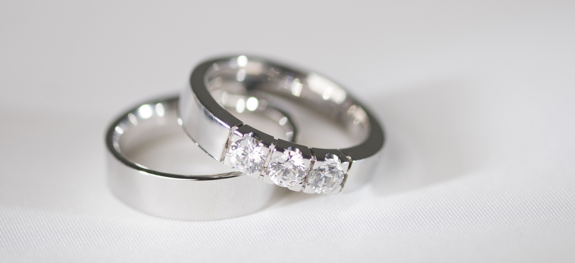 Ringen met diamanten