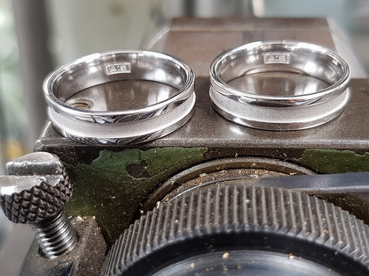 Zilveren ringen met mattering