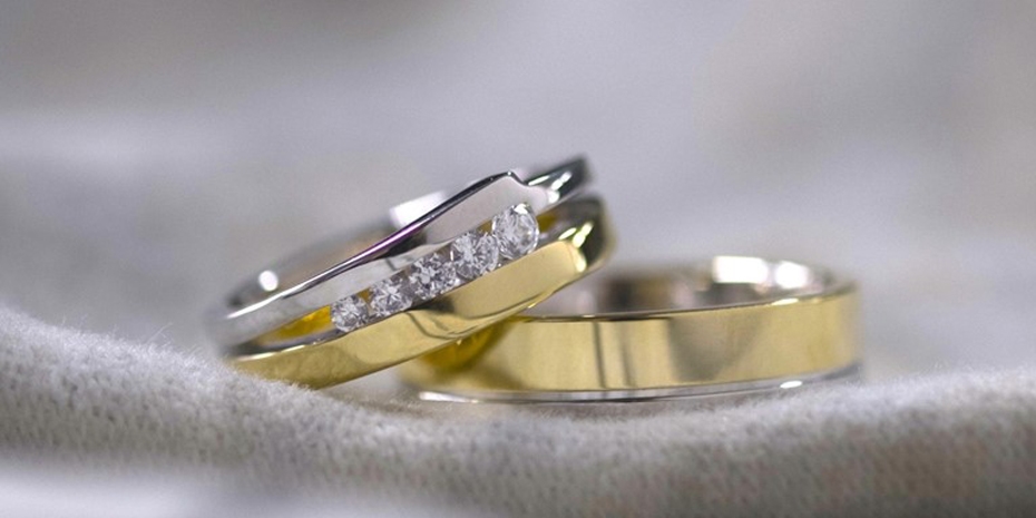 Meerkleurige Ringen Met Briljanten