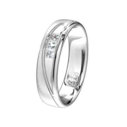 Is dit het perfecte model voor jouw? Een waar plaatje deze ring met een bewerkingslijn, drie briljanten en twee verschillende oppervlaktebewerkingen.