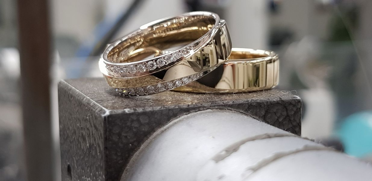Ring met pavé zetting