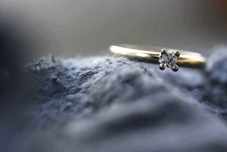 Geelgouden verlovingsring