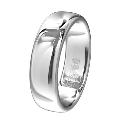 Een ring met een bolle buitenkant, ronde zijkanten en een binnenkant die licht bol is uitgevoerd. Hierdoor heb je een hoog draagcomfort.