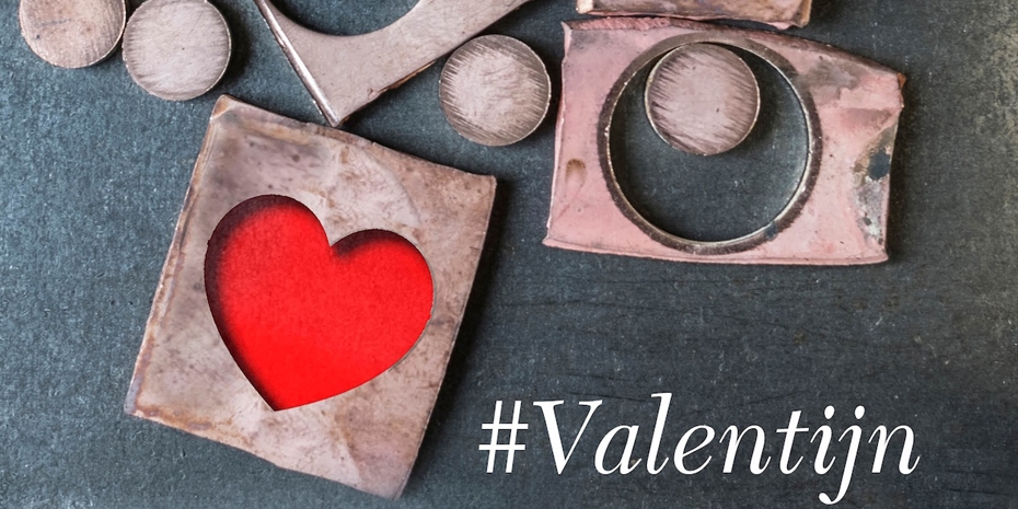 Onbewerkt Edelmetaal Met Hartje Valentijn